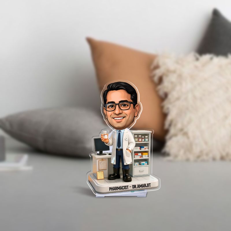 Personalized Pharmacist Bobblehead Caricature with Battery Powered Moving Head   Gift for Doctors, Pharmacy Students & Medical Professionals  Chemists & Lab Technicians Tabletop Decor